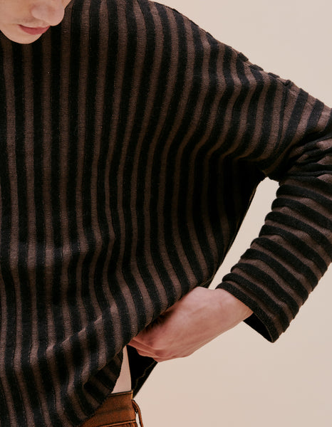 KEYBOARD SWEATER IN COFFEE ‐ ECKHAUS LATTA