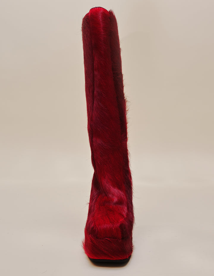 CLIMAX KNEE BOOT IN DARK RED FUR