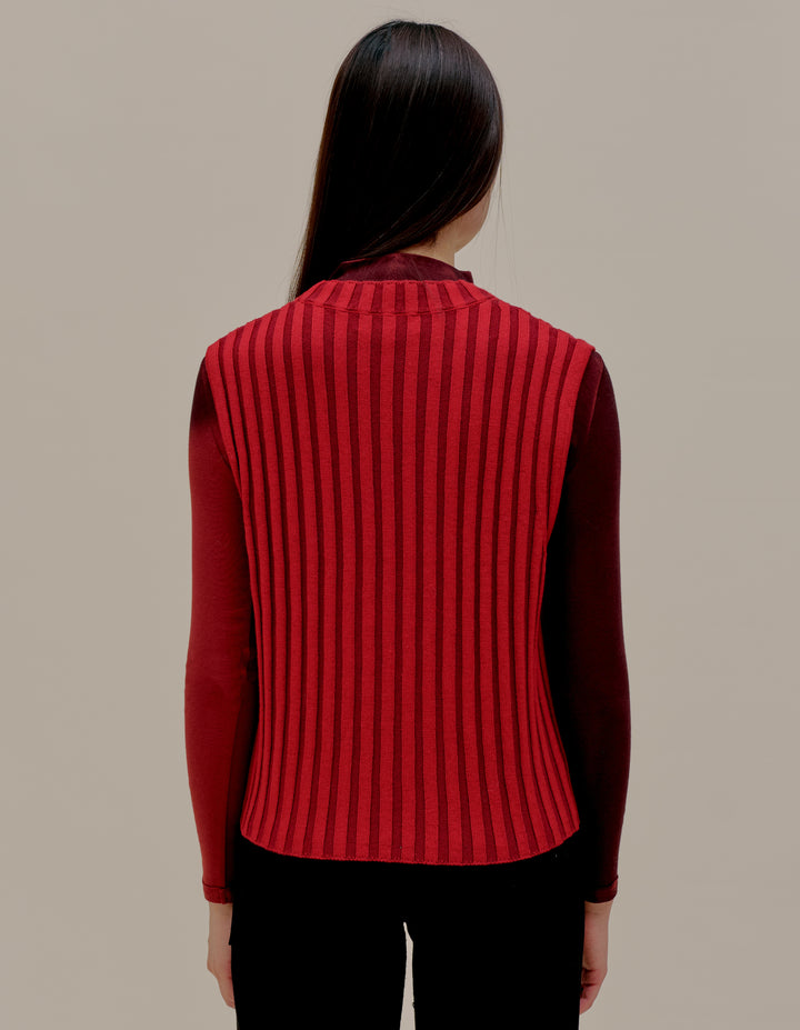 KEYBOARD VEST IN RUBY