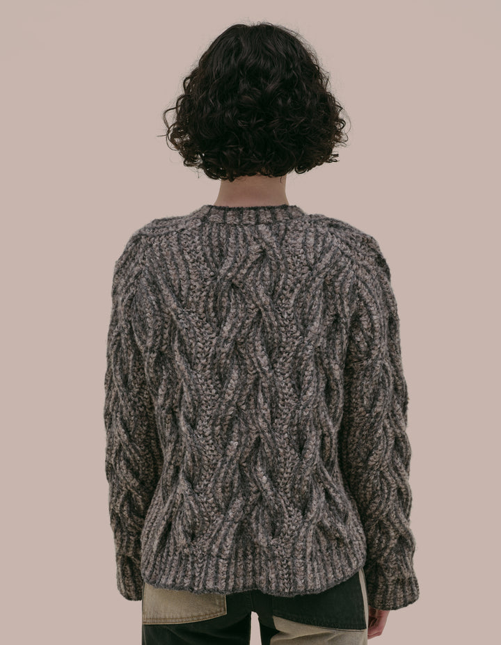 PLAIT SWEATER