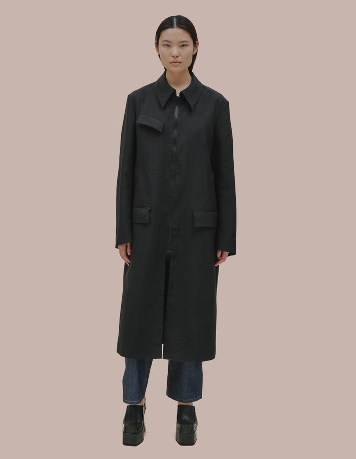 TRACE COAT